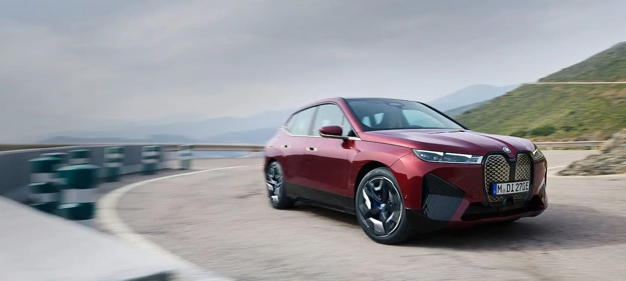 BMW iX
