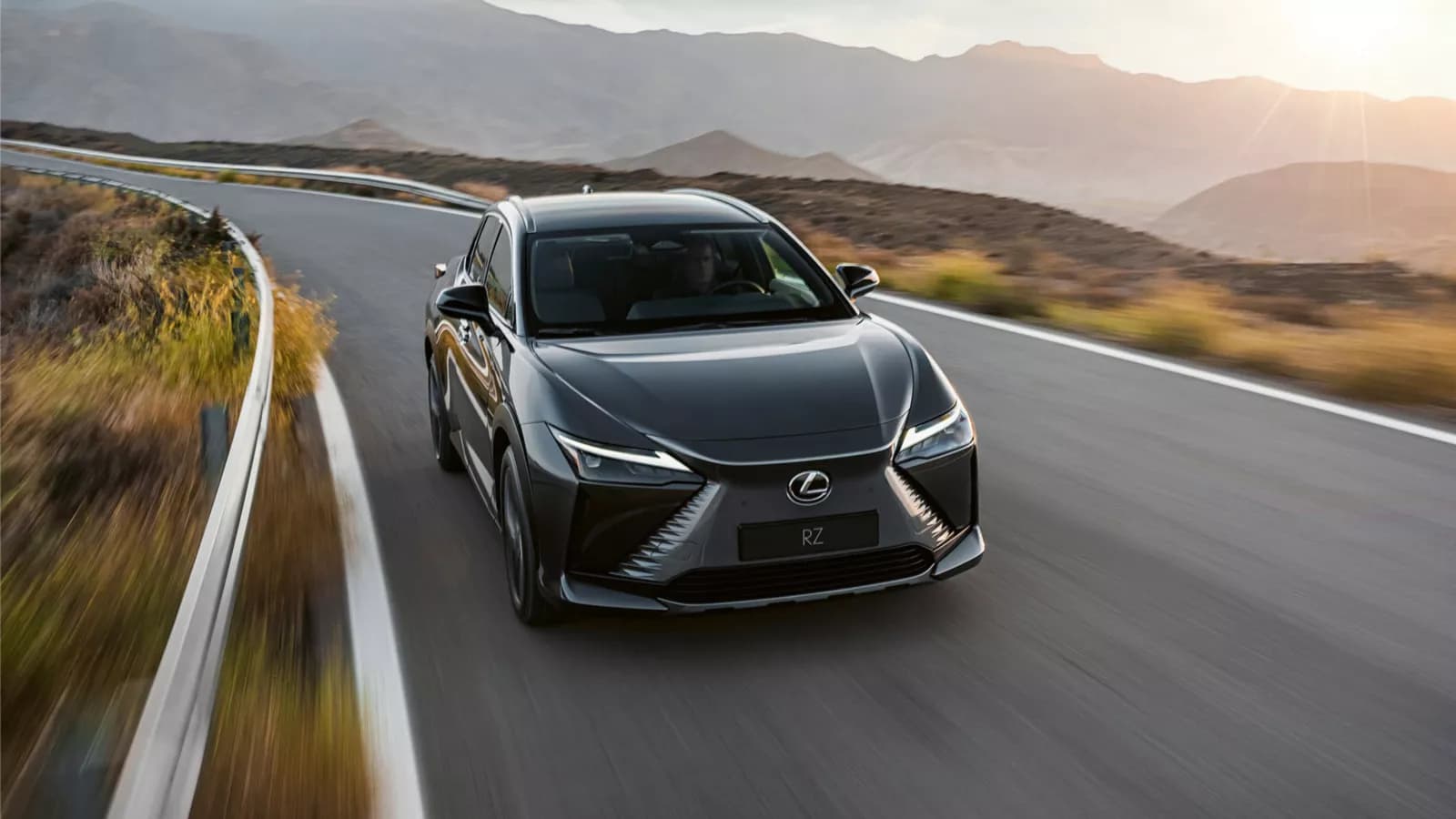 Lexus RZ